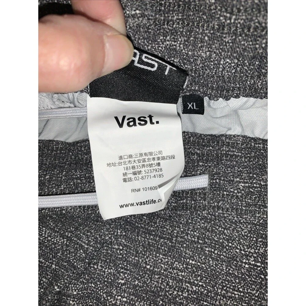 Nwt Vast Men Size XL Grey Shorts‎